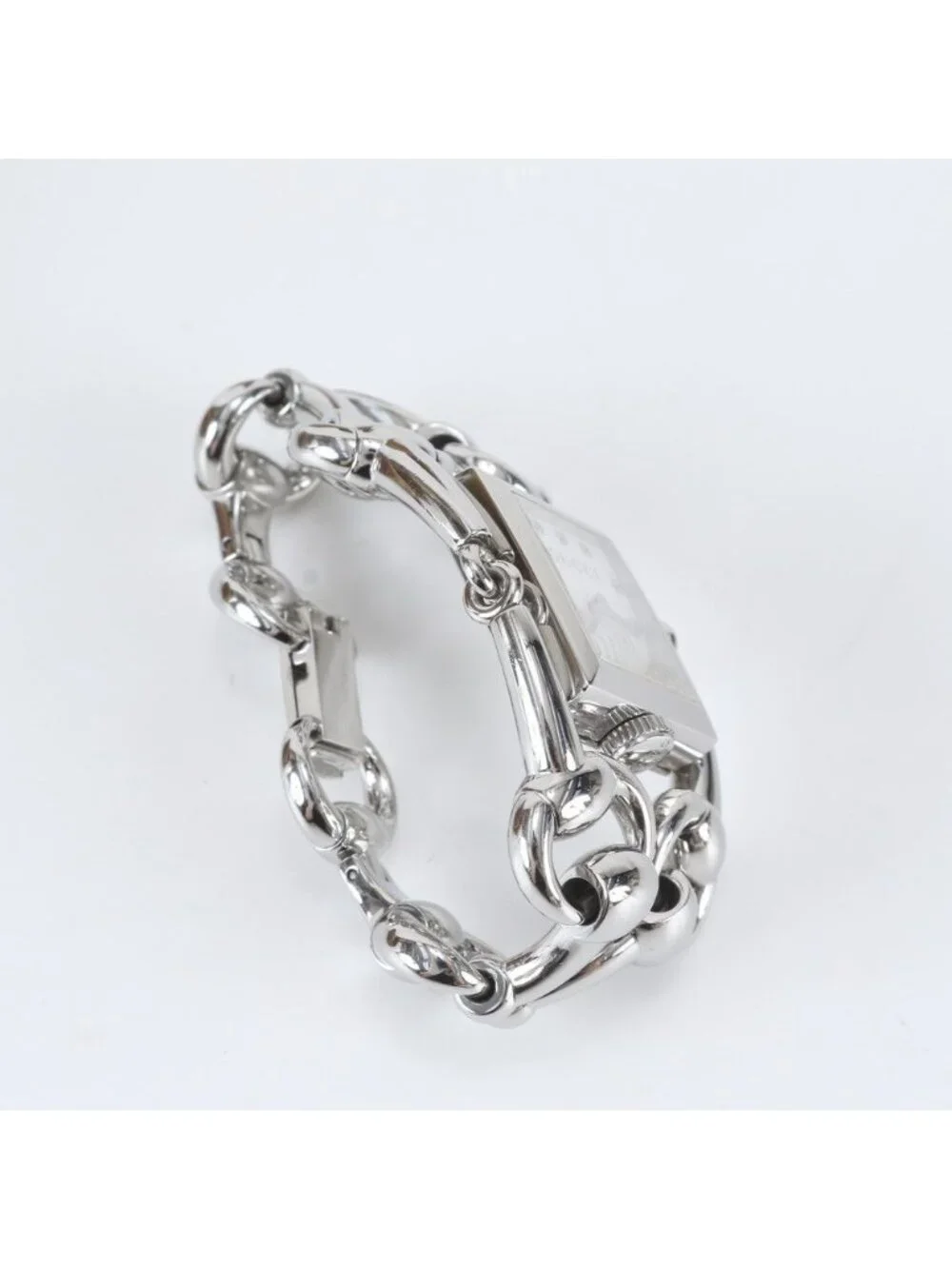 Gucci Signoria Diamond Shell Watch Silver
